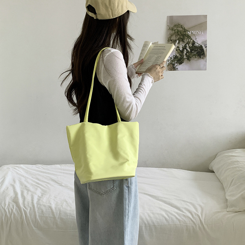 กระเป๋าสะพายไหล่ผู้หญิงสไตล์มิ - Interior Design Minimalist บทวิจารณ์และราคา