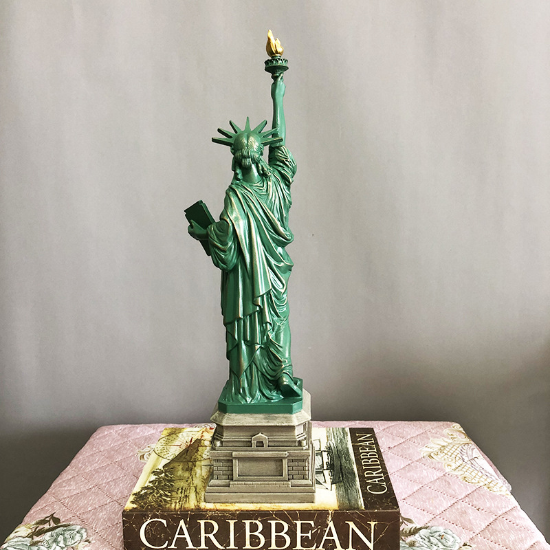ERMAKOVA อนุสาวรีย์เทพีเสรีภาพ - Interior Design New York บทวิจารณ์และราคา